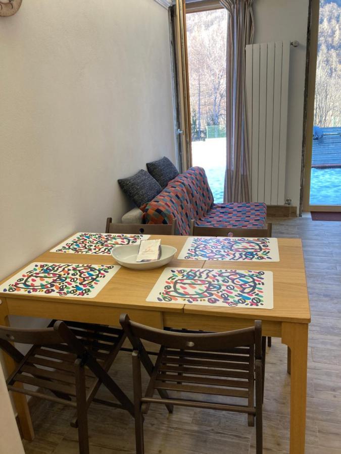 メッツァーナMarisole Apt Lago Rotondoアパートメント エクステリア 写真