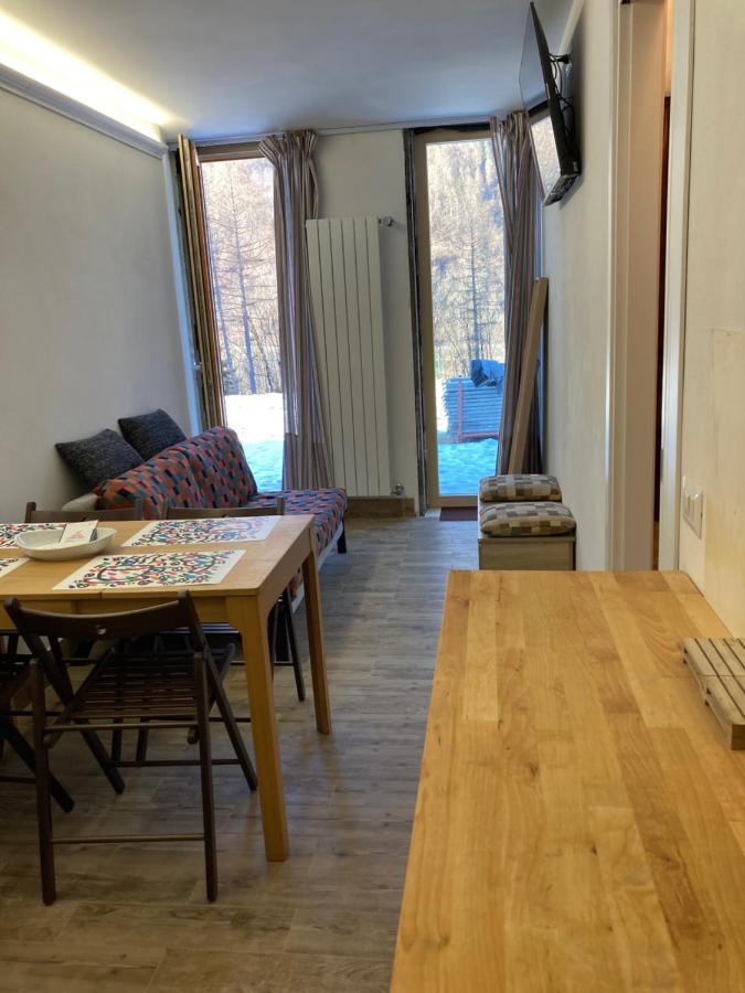 メッツァーナMarisole Apt Lago Rotondoアパートメント エクステリア 写真
